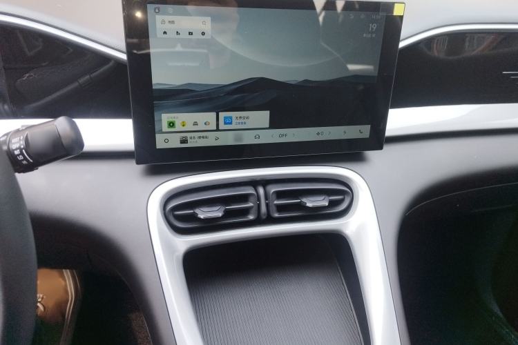 Used Geely Galaxy Geome 2025 310km Youth Edition Audio And AC Panel