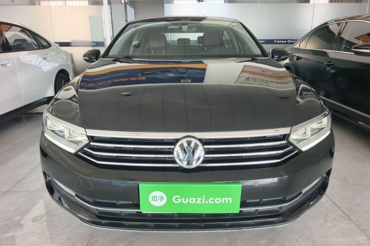 Used Volkswagen Magotan 2018 380TSI DSG Luxury Model
