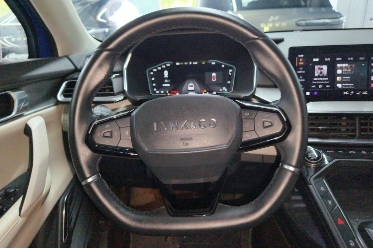 Used Lynk & Co 06 EM-P 2020 PHEV Plus Steering Wheel