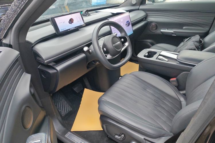 Used EXEED Star Era ET 2024 Extended-Range 240 Ultra All-Wheel Drive Left Front Seat