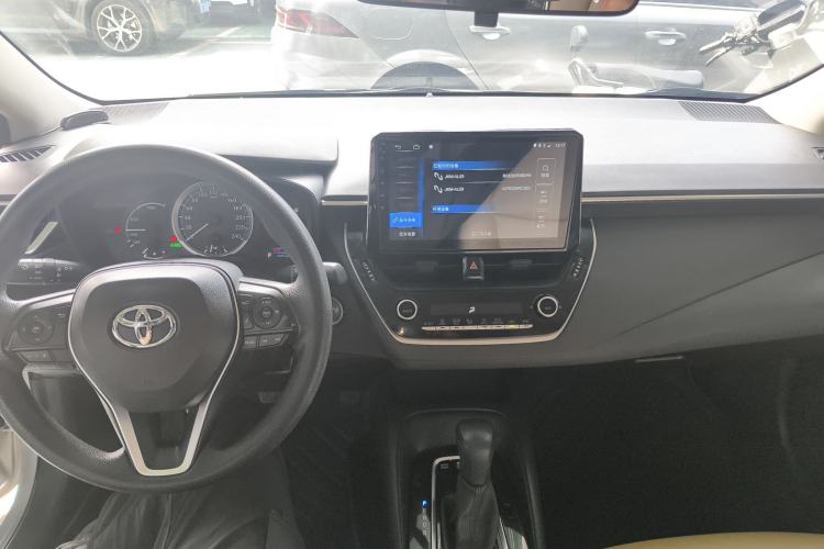 Used Toyota Corolla 2019 Dual-Engine 1.8L E-CVT GL-i Pioneer Edition
