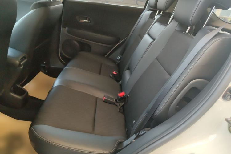 Used Honda Vezel 2020 1.5L CVT Pioneer Edition
