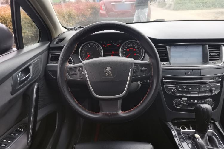Used Peugeot 508 2013 2.0L 2nd Anniversary Edition with Automatic Sunroof – Classic Version Steering Wheel