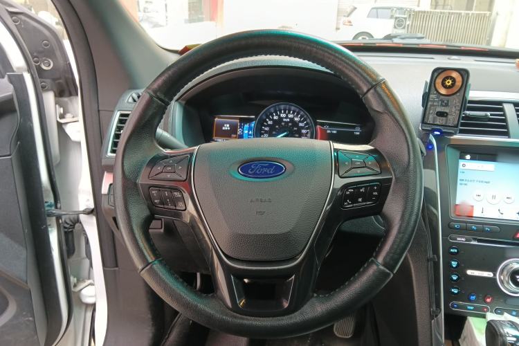 Used Ford Explorer 2016 2.3T Elite Edition Steering Wheel