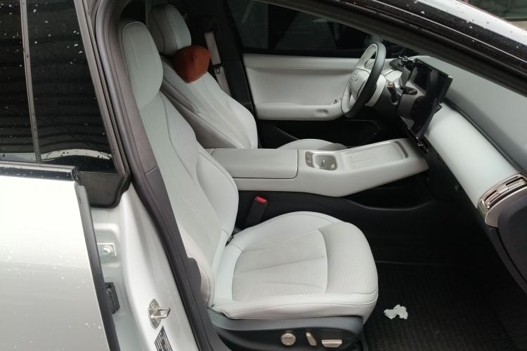 Used XPeng P7+ 2024 Long-Range Max Right Front Seat