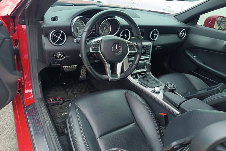 Used Mercedes-Benz SLK-Class 2011 SLK 200 Fashion Model