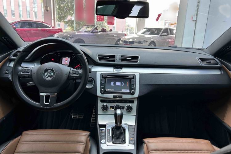 Used Volkswagen FAW-Volkswagen CC 2013 1.8TSI Luxury Model Interior 7