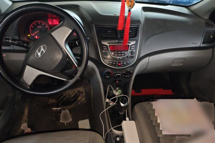 Used Hyundai Verna (older generation) 2014 1.4L Manual Smart GLS Trim
