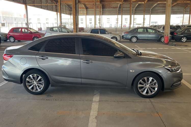 Used Chevrolet Monza 2022 320 Automatic Enjoyment Sunroof Version