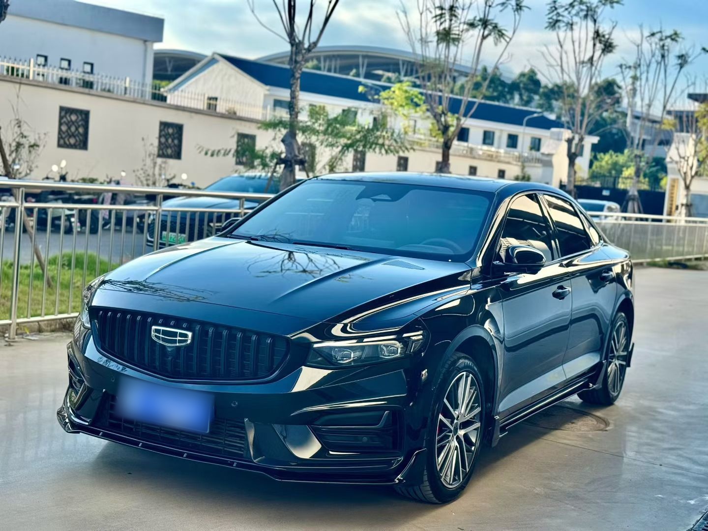 Geely Auto Preface 2024 2.0TD Xiaohan Edition — снимка 4