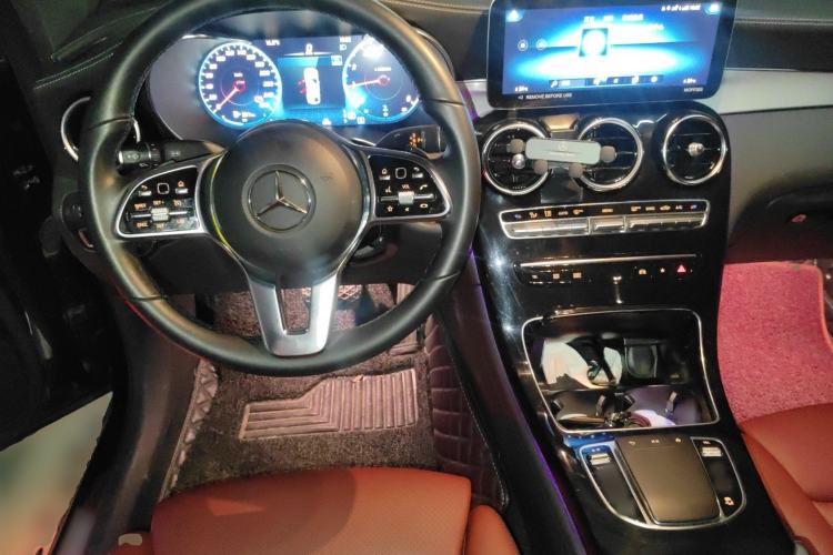 Used Mercedes-Benz GLC Coupe 2023 GLC 260 4MATIC Coupe SUV Steering Wheel