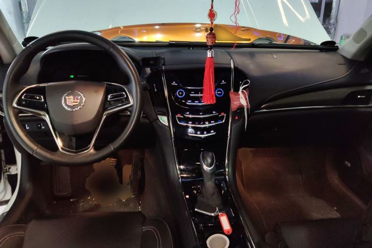 Used Cadillac ATS-L 2014 25T Comfort Model Center Console