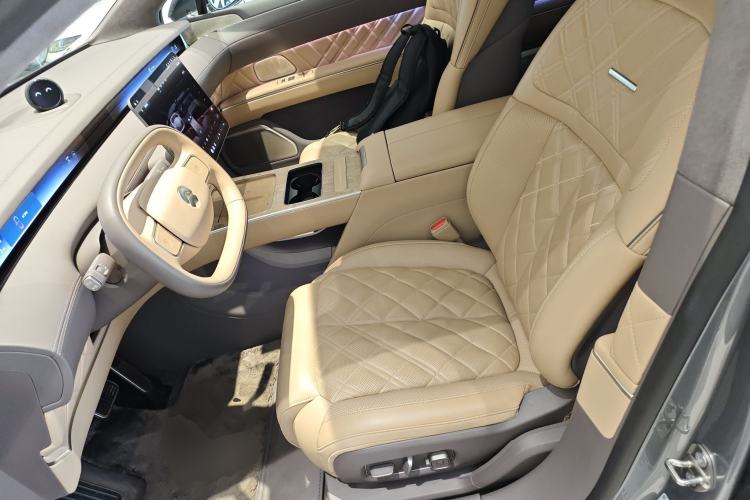 Used Nio ET9 2025 100kWh Signature Edition
