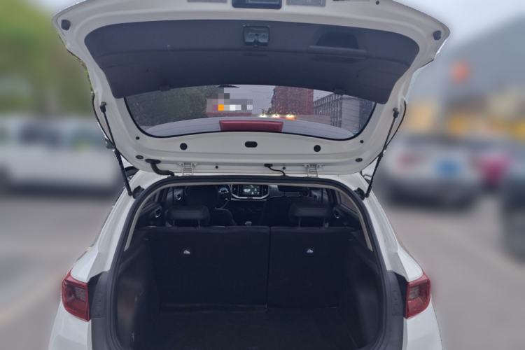 Used Kia kx1 Stonic 2021 1.4L CVT Fun Edition Trunk