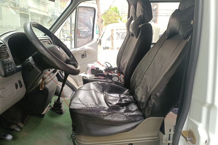 Used Ford Classic Transit 2013 2.8T Diesel Van Short Wheelbase Mid-Roof JX493ZLQ4 Left Front Seat