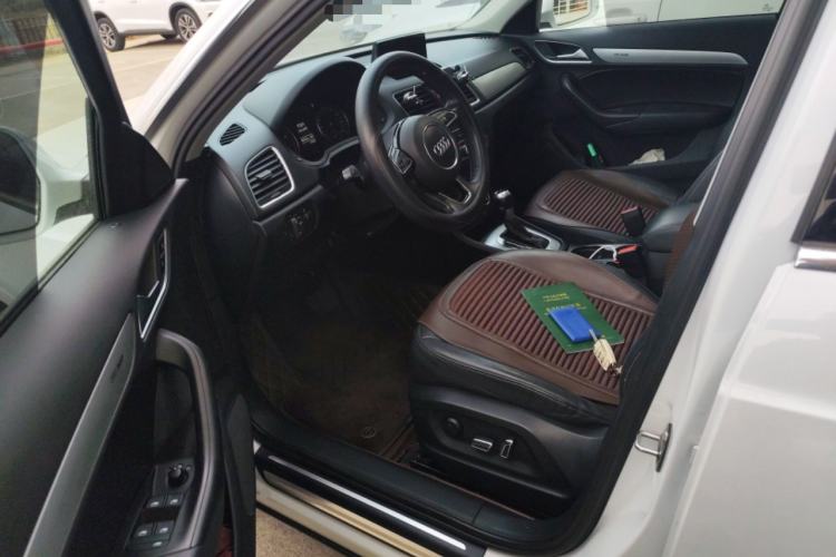 Used Audi Q3 2017 35 TFSI Fashion Model
