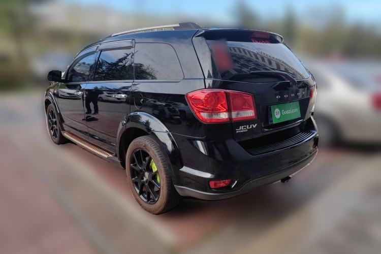 Used Dodge Journey 2015 2.0TD Four-Wheel Drive Luxury Edition Rear Left 45 Deg