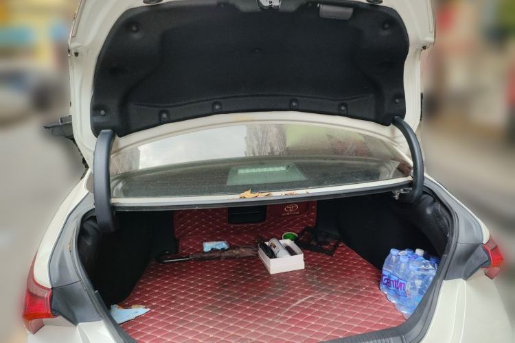 Used Toyota Avalon 2019 2.5L Ambition Version China V Standard Trunk