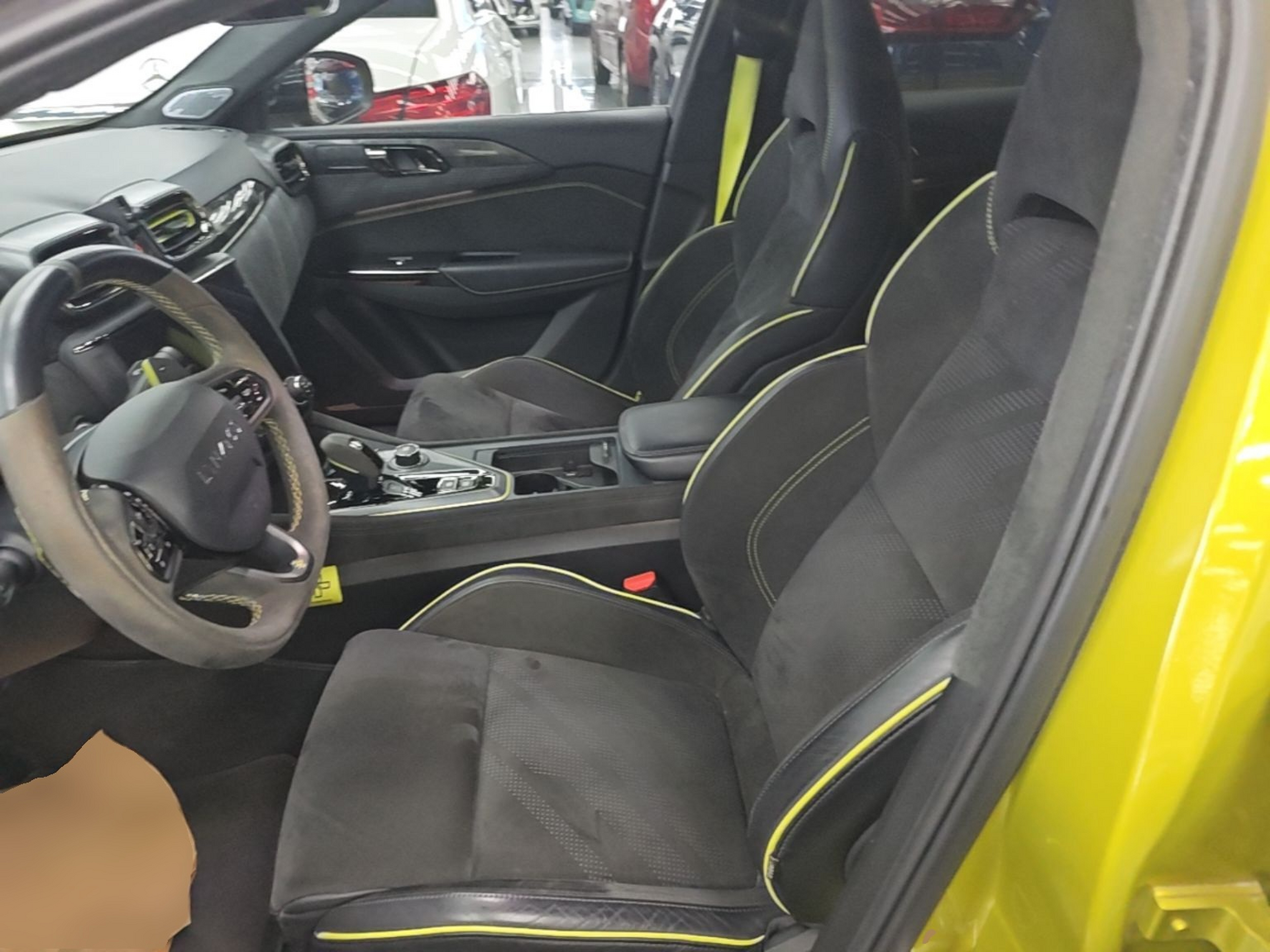 Avant de la voiture