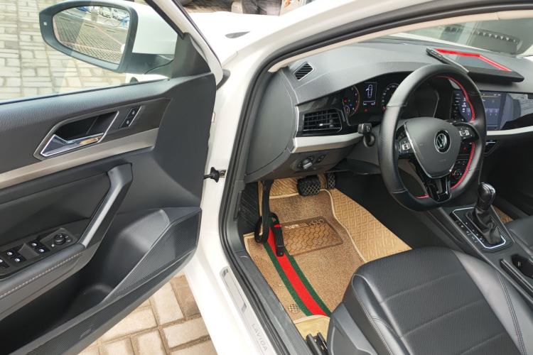 Used Volkswagen Lavida 2021 1.5L Automatic Comfort Edition
