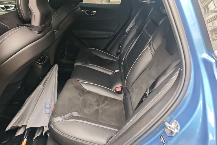 Used Volvo XC60 2018 T5 4x4 Zhiya Sport Edition
