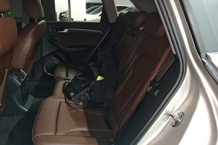 Used Audi Q5 2013 40 TFSI Comfort Edition Left Rear Seat