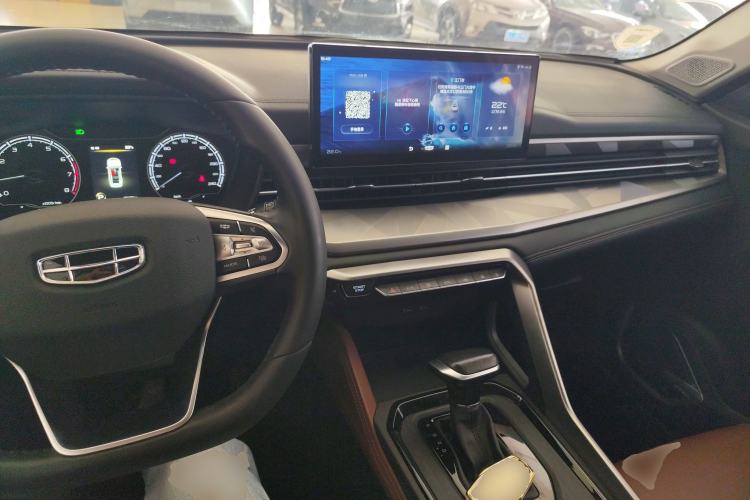 Used Geely Auto Vision X6 2021 PRO 1.4T Automatic Prestige Model