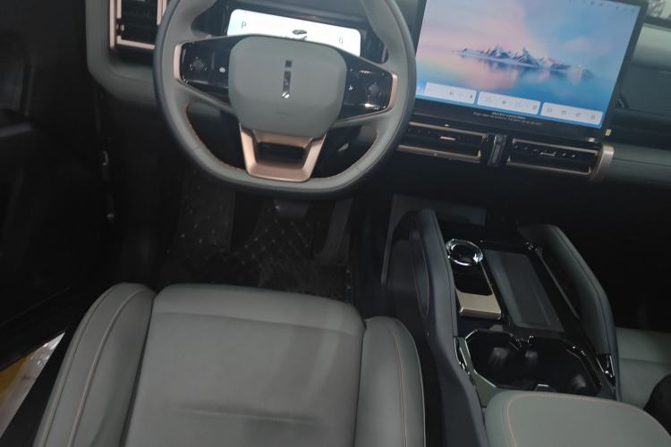 Used iCAR 03 2024 501km Four-wheel Drive Long-Range Advanced Version Steering Wheel