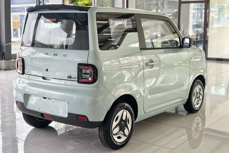 Used Geely Auto Panda 2025 210 km – Yuanqi Bear
