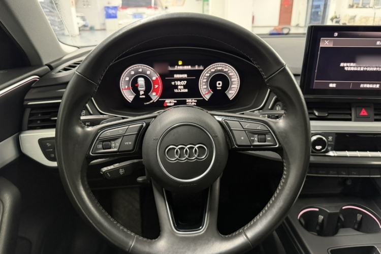 Used Audi A4L 2020 40 TFSI Luxury Dynamic Model
