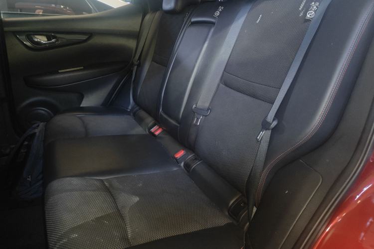 Used Nissan Qashqai 2017 2.0L CVT Smart Enjoyment Version China VI Standard Left Rear Seat
