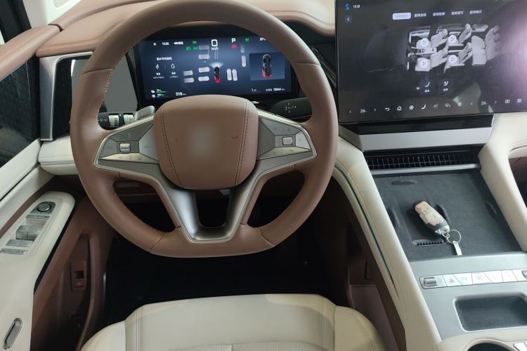 Used BYD Xia 2025 DM-i 1.5T 180km Excellence Model Steering Wheel