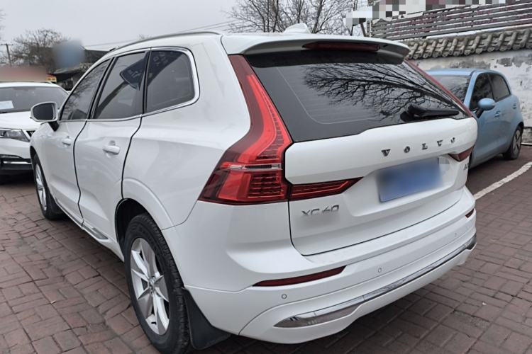 Used Volvo XC60 2022 B5 4x4 Zhiyi Luxury Edition
