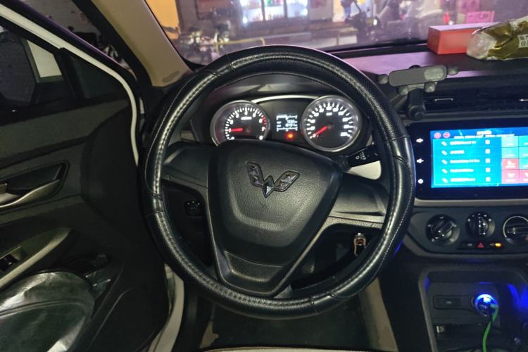 Used Wuling Hongguang 2019 1.5L S Comfort Edition China VI LAR