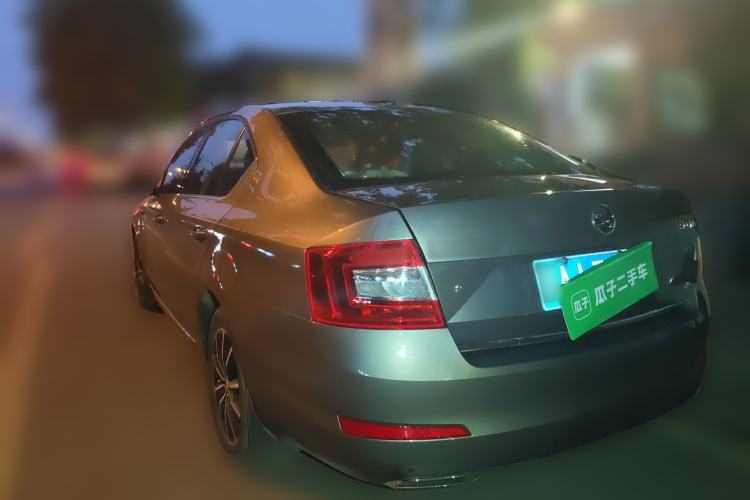 Used Skoda Octavia 2016 1.6L Automatic Smart Drive Edition Rear Left 45 Deg