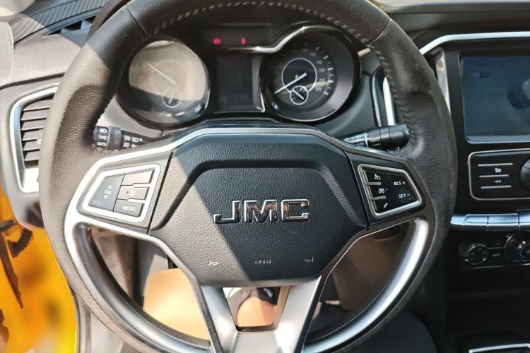 Used JMC Yuhu EV 2022 4x2 LX JX1032PSEF5BEV Steering Wheel