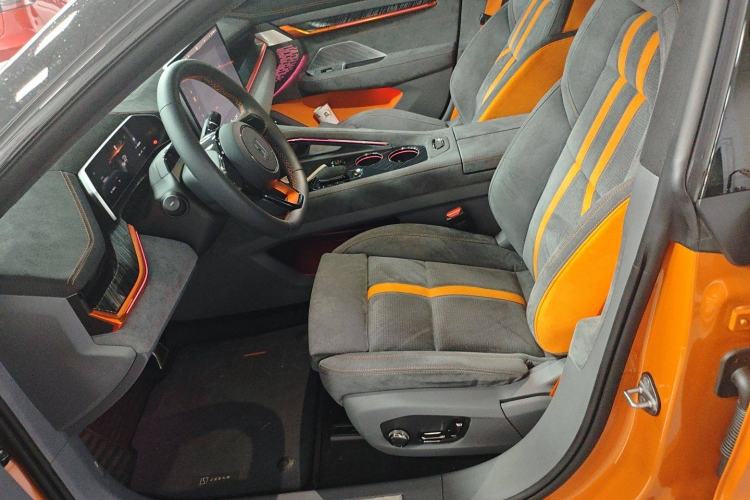 Used Zeekr 001 2023 YOU Edition 100 kWh
