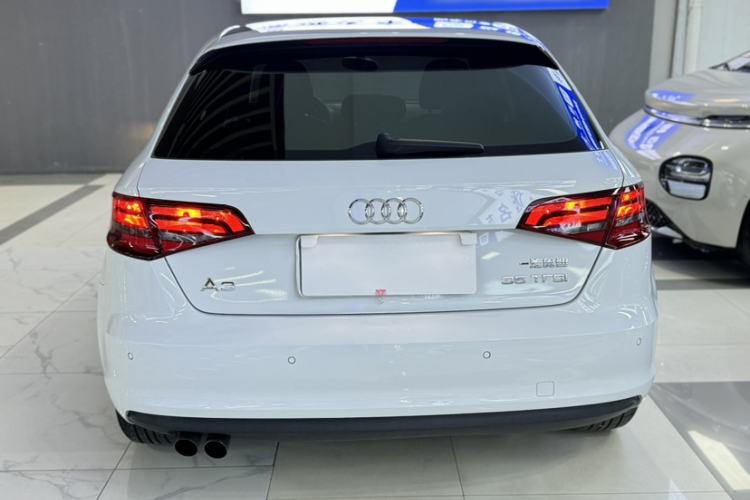Used Audi A3 2014 Sportback 35 TFSI Automatic Ambition Edition Exterior 2
