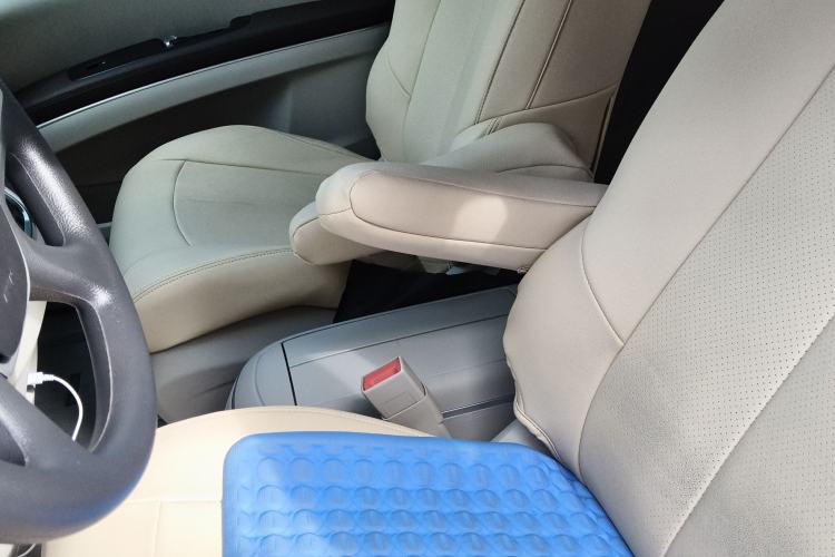 Used Buick GL8 2023 Land Executive Class Smart Enjoyment Model
