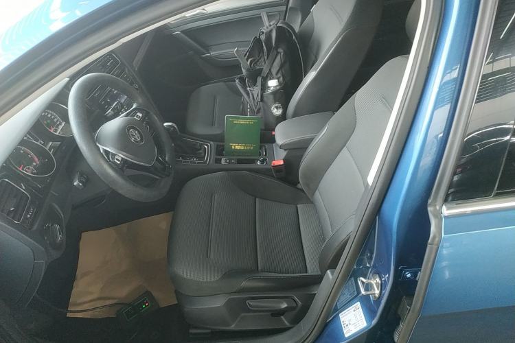 Used Volkswagen Golf 2018 1.6L Automatic Comfort Model Left Front Seat