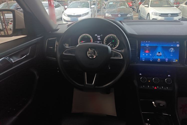 Used Skoda Kodiaq 2018 Facelifted TSI330 5-Seater Two-Wheel-Drive Luxury Enjoyment Edition Steering Wheel