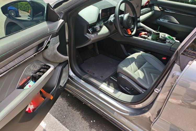 Used Zeekr 001 2022 Ultra-Long Range Dual-Motor YOU Version Driver Seat