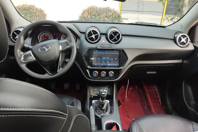 Used Soueast DX3 2019 1.5L Manual Luxury Model China VI Standard
