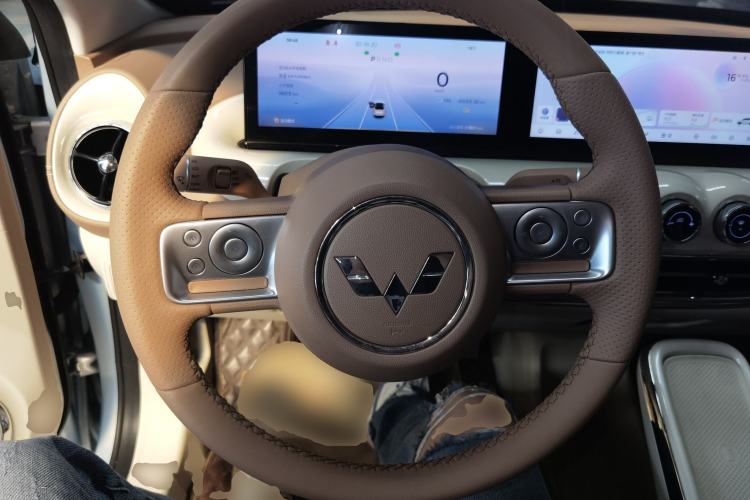 Used Wuling Bingo 2025 333 km Lingxi Deluxe Edition Steering Wheel