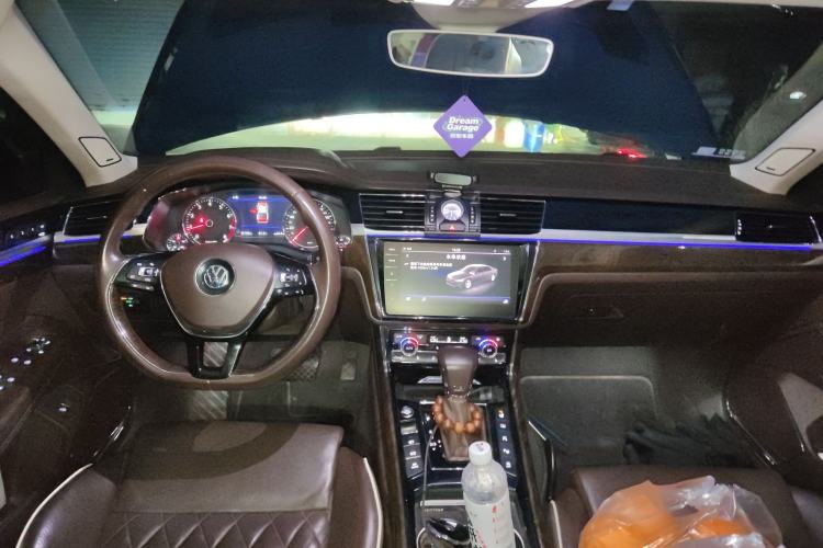 Used Volkswagen Phideon 2018 Revised Version 380TSI Two-Wheel Drive Luxury Flagship Edition