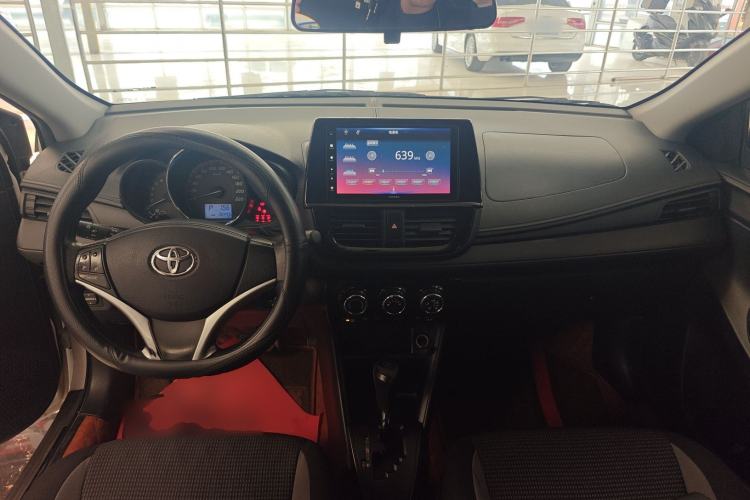 Used Toyota Vios 2021 1.5L CVT Innovation Edition Center Console
