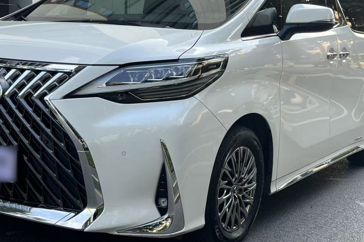 Used Lexus LM 2020 300h Seven-Seat Elegant Edition
