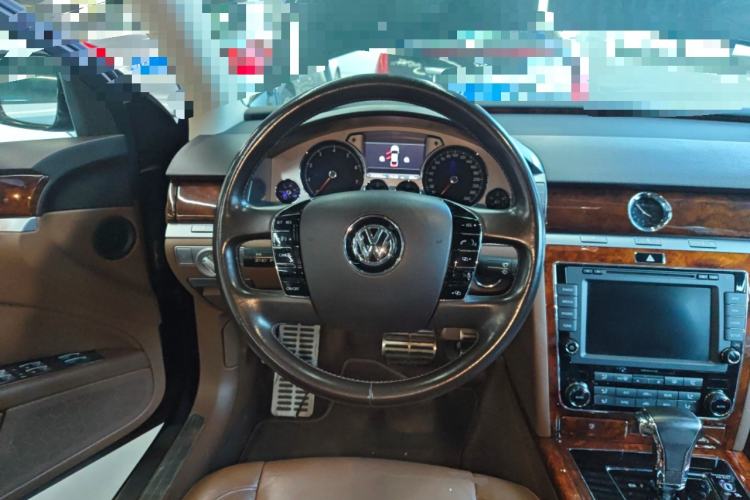 Used Volkswagen Phaeton 2014 3.0L Business Model