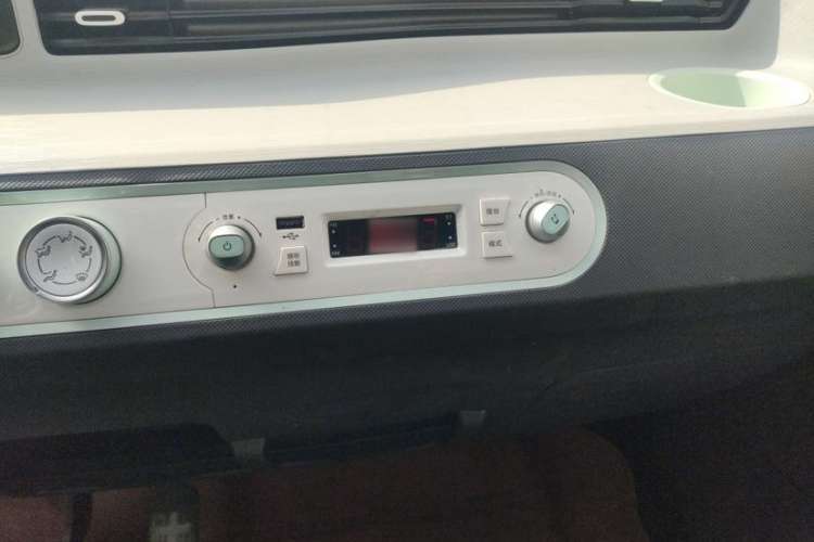 Used Wuling Hongguang MINIEV 2021 Macaron Fashion Model Lithium Iron Phosphate