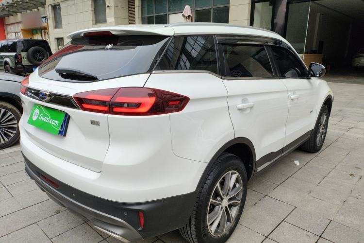 Used Geely Auto Emgrand X7 Sport 2018 1.8TD Automatic Two-Wheel Drive Smart Connect 4G Internet Edition

